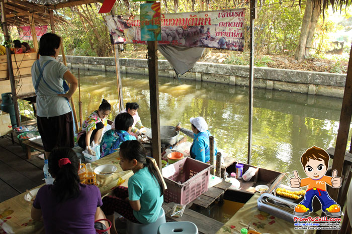 รีวิวตลาดน้ำบางน้ำพึ่ง