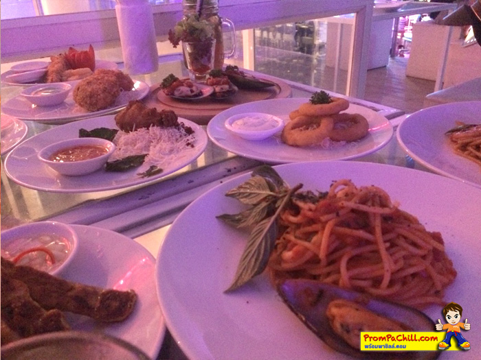 รายการอาหารต่างๆของที่ห้องอาหาร Cloud47 ที่ตึก United Silom 